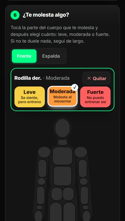 Mapa del cuerpo en el celular del jugador, con la rodilla derecha marcada como molestia moderada